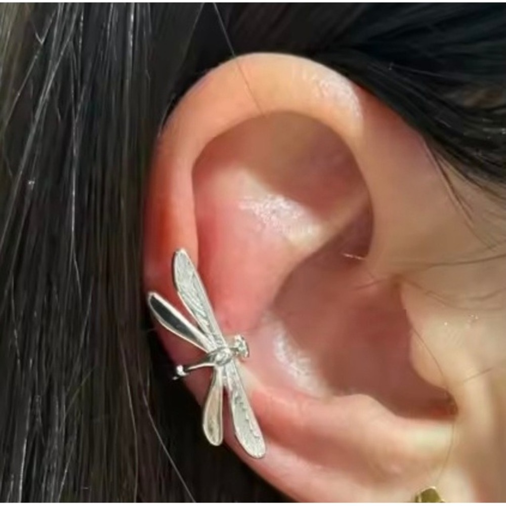Dragonfly Ear Cuff Silver Tone Non Piercing Wrap Earring Nature Inspired Jewelry
